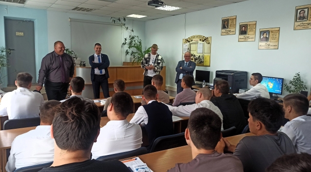 В библиотеке КанТЭТ состоялась встреча выпускных групп с представителями АО «Транснефть – Верхняя Волга»